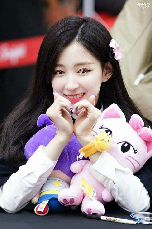 Biodata, Profil, dan Foto Personil Gugudan Lengkap