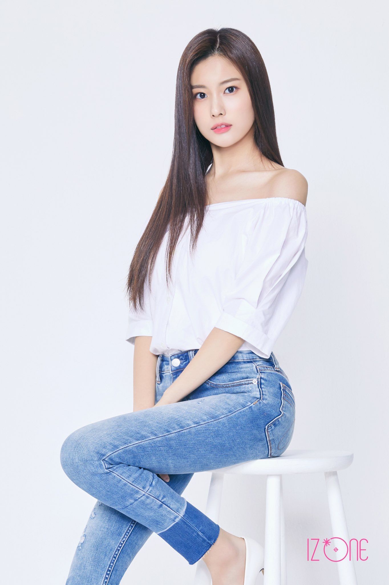 Biodata, Profil, Fakta Unik dan Foto Member IZ*ONE Lengkap