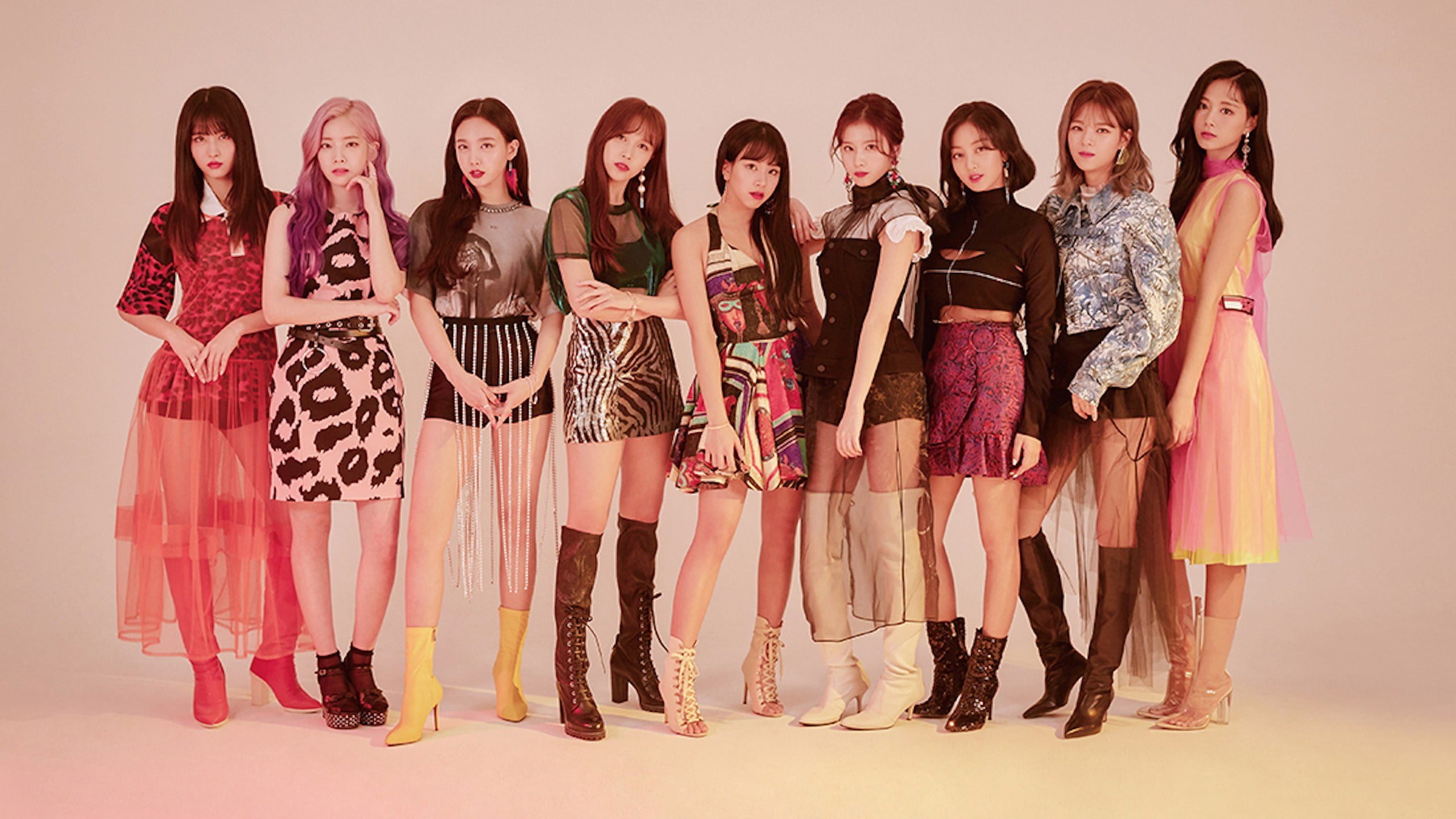 Biodata Profil dan Foto Personil TWICE Lengkap Dailysia profil Dailysia