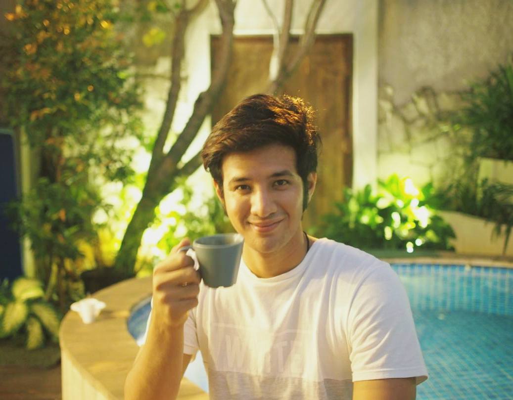 Johnny Andrean Biografi Lukisan