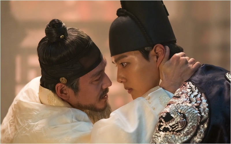 5 Alasan Kenapa The Crowned Clown Menjadi Serial yang Paling Ditunggu di 2019