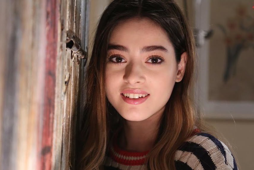 15 Potret Cantiknya Simay Barlas, Pemeran Gozde di Drama Cinta Cantik RTV