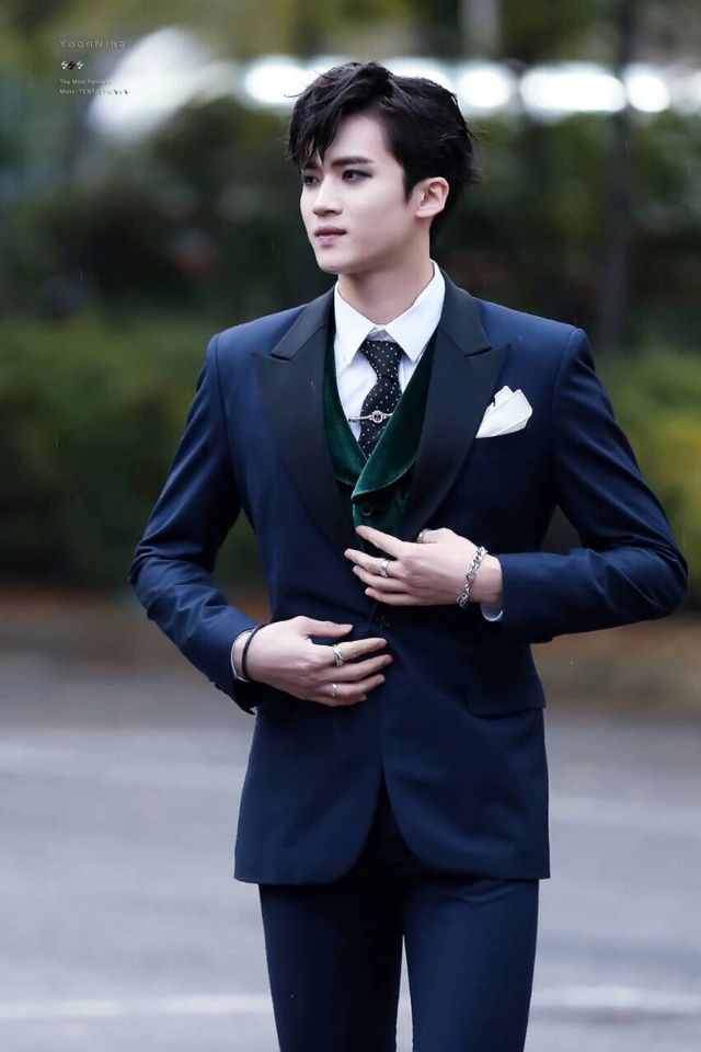 Biodata, Profil, Fakta Unik, dan Foto Personil Pentagon Lengkap