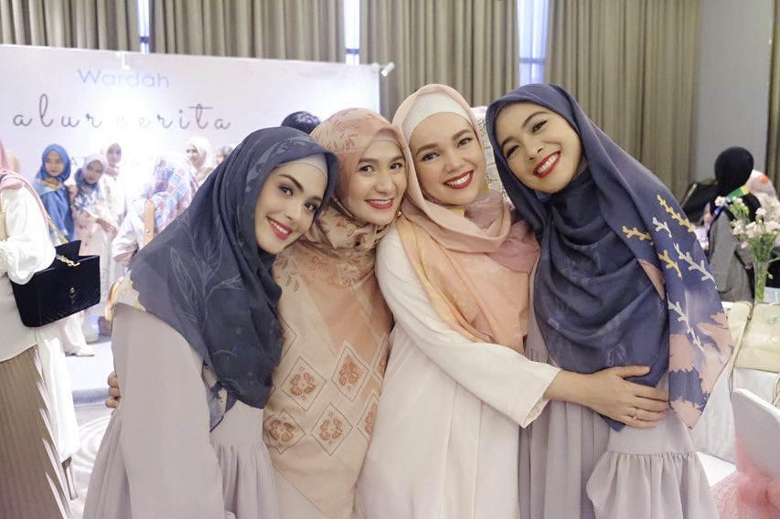 Biodata, Profil, Fakta Menarik dan Foto Vebby Palwinta Lengkap