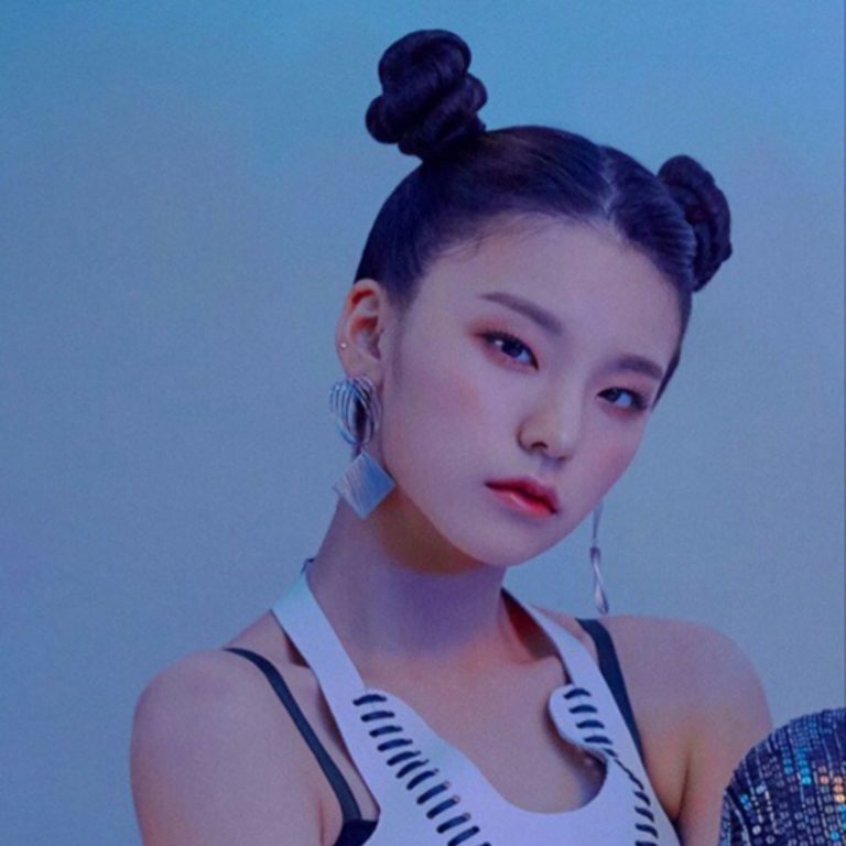 9 Fakta Menarik Yeji, Member Girl Group ITZY yang Mengejutkan