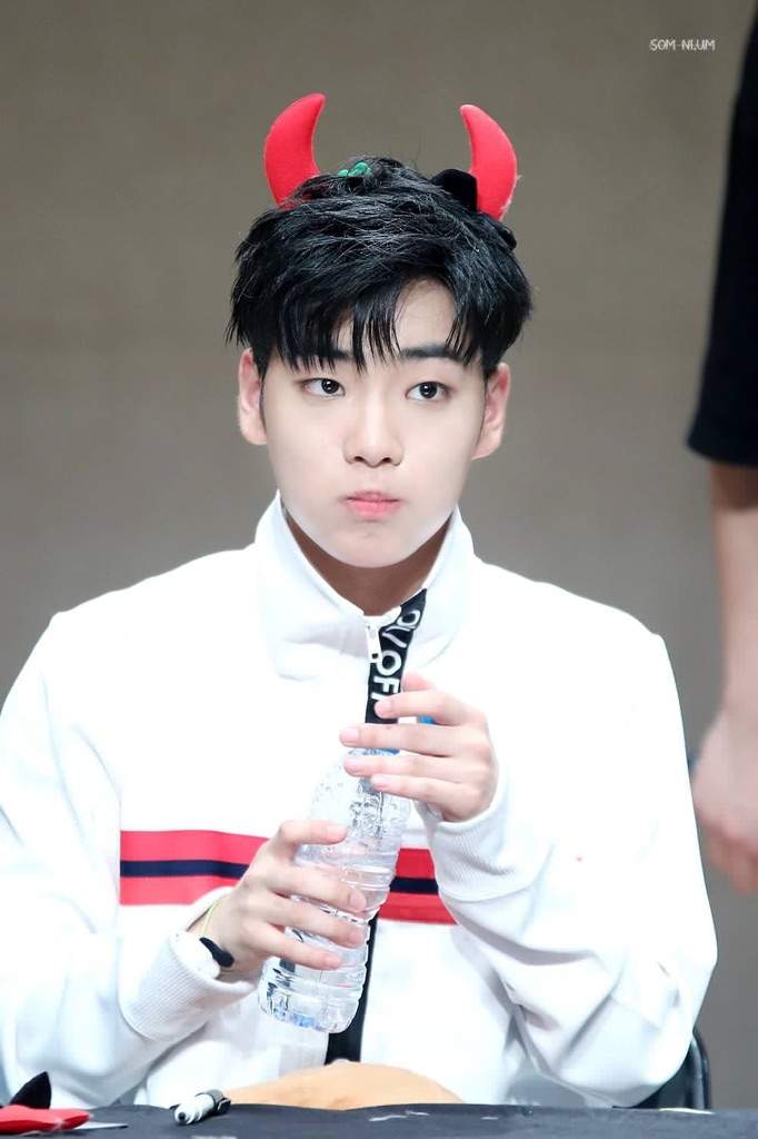 Biodata, Profil, Fakta Unik dan Foto Member ONF Lengkap