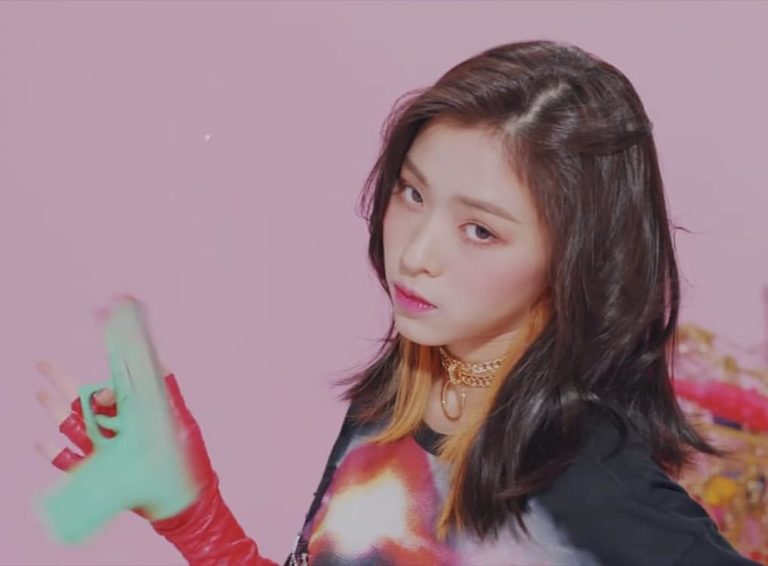 8 Fakta Ryujin, Personil ITZY yang Pernah Juara di MIXNINE  