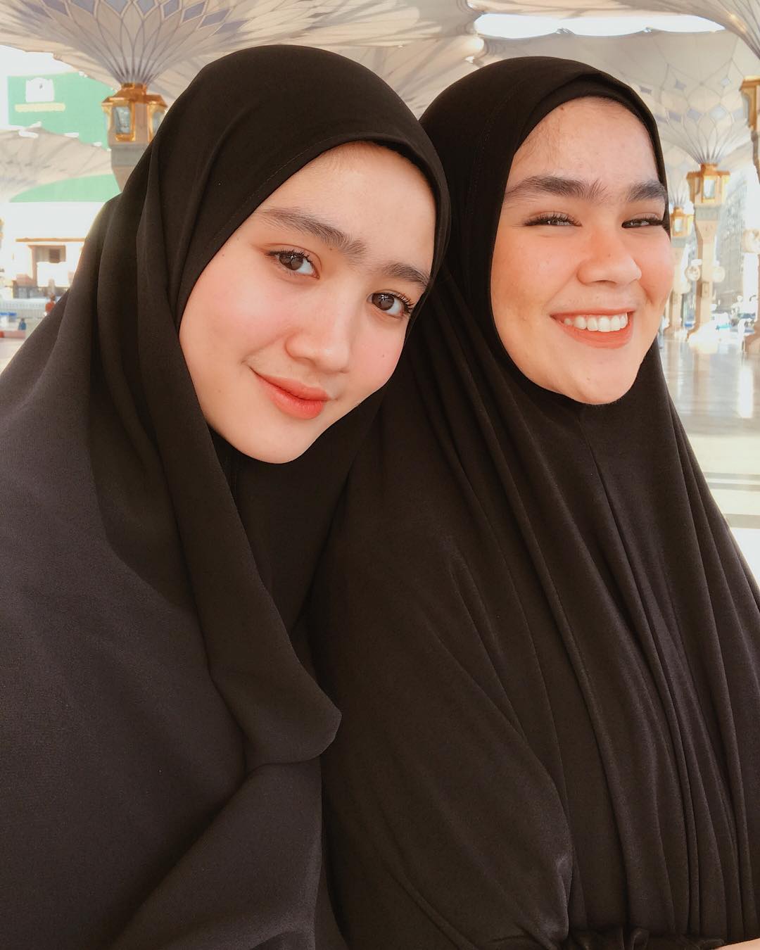 10 Potret Febby Rastanty, Eks BLINK yang Tetap Cantik dengan Hijab