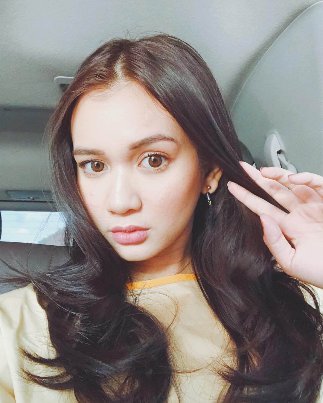 Berperan Sebagai Tasya di Sinetron Cahaya Terindah, Ini 10 Potret Dea Annisa