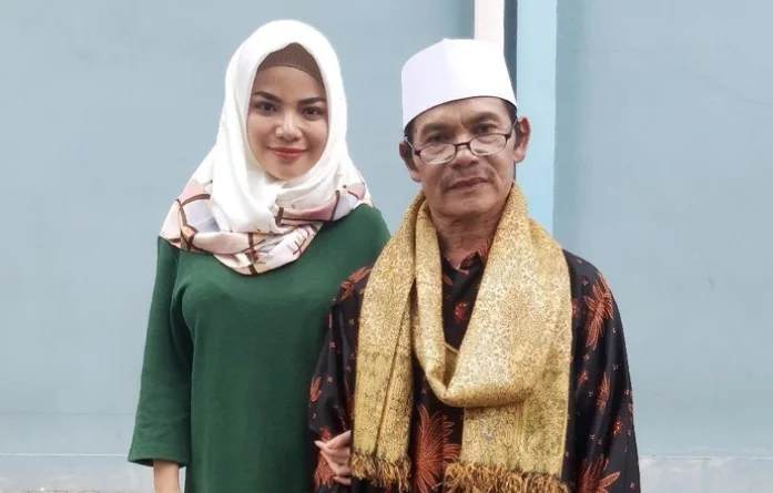Profil, Biodata dan Fakta Unik Dinar Candy