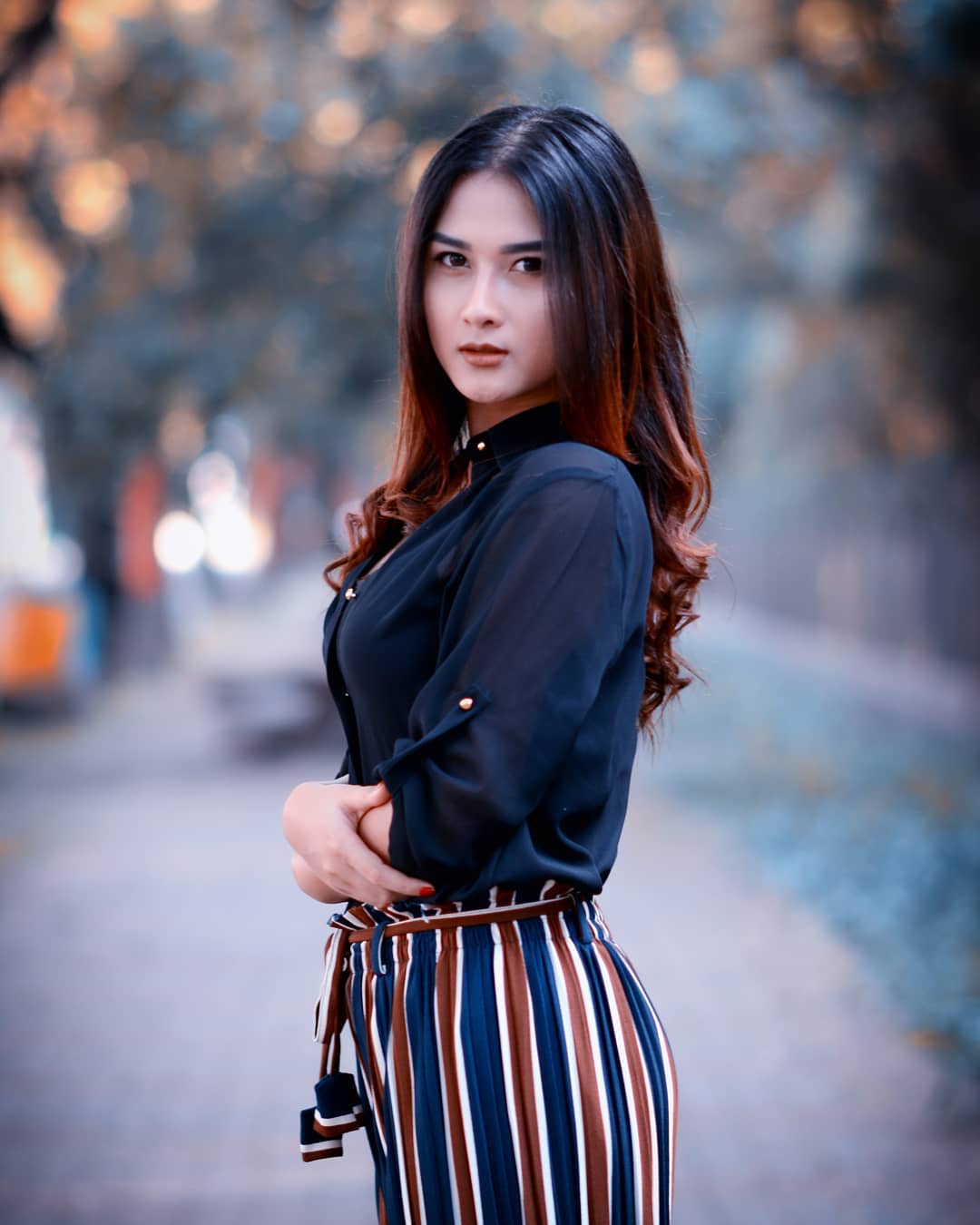 Wulan Yee - Biodata, Profil, Fakta dan Foto