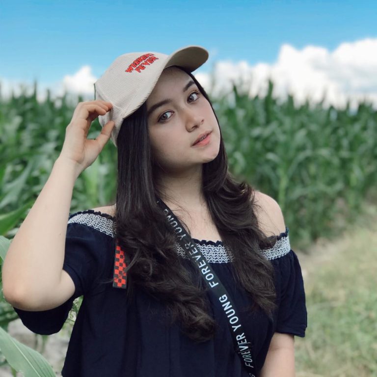 10 potret chintya gabriella youtuber cantik yang jago 10 potret chintya gabriella youtuber cantik yang jago