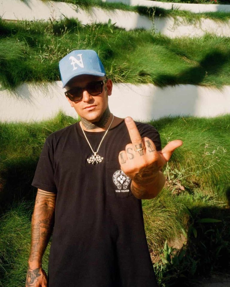 Arizona Zervas Biodata, Profil, Fakta, Umur, Agama, Pacar, Karier