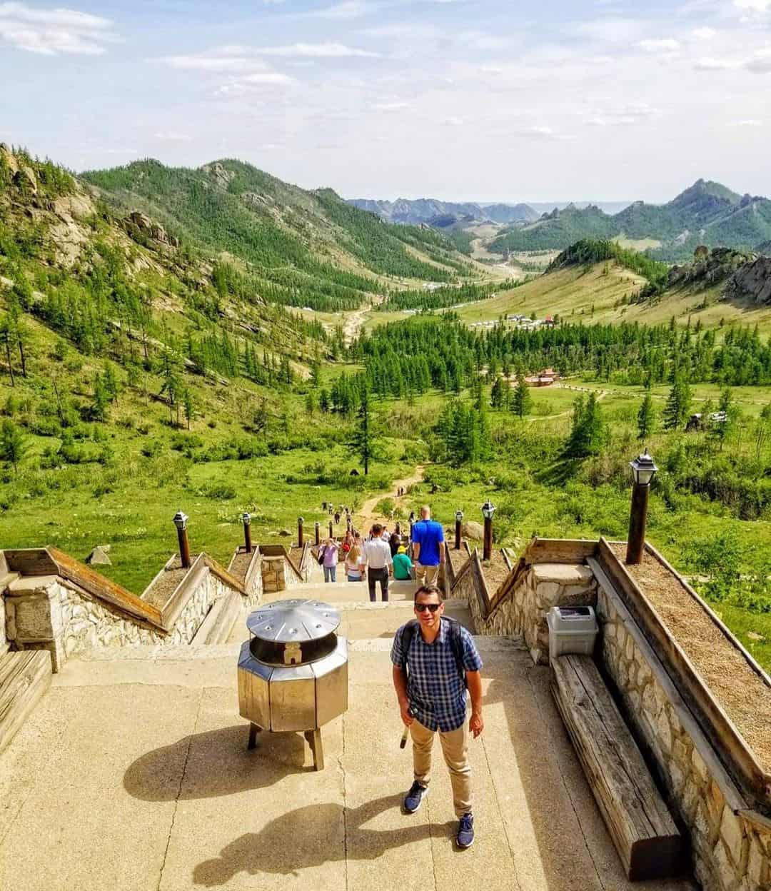 10 Tempat Wisata Menarik Di Mongolia, Keindahannya Buat Lupa Diri