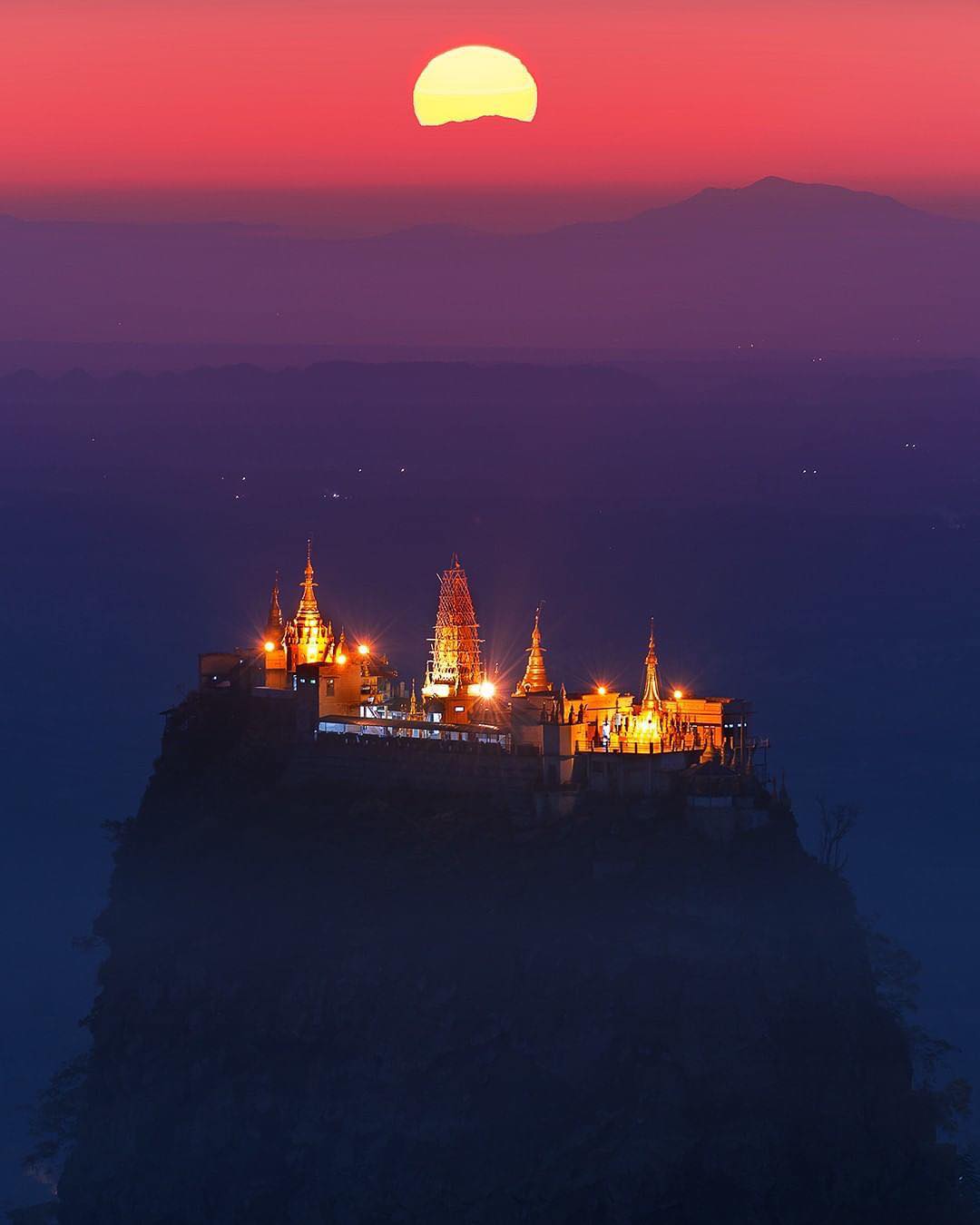 Bukan Hanya Kuil Dan Candi Saja, Destinasi Wisata Populer Di Myanmar Ini Wajib Dikunjungi