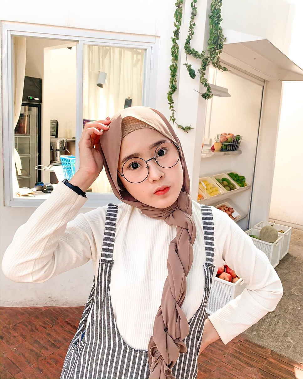 Mirip Ulzzang Korea, 10 Potret Amelia Yusana Ini Gemesin Abis