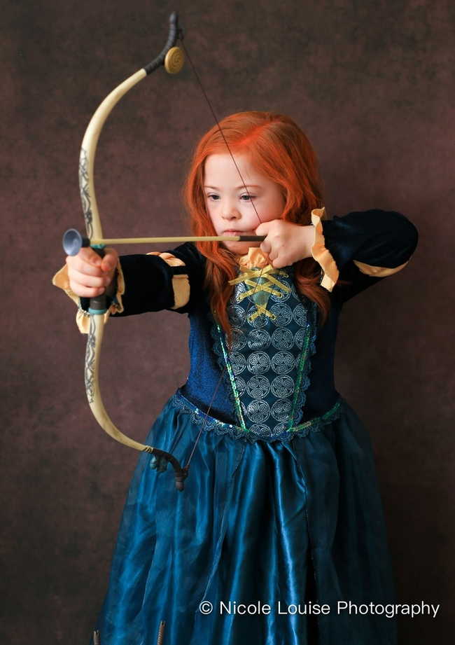 Bikin Haru, 10 Potret Anak Down Syndrome Pakai Kostum Disney Favorit