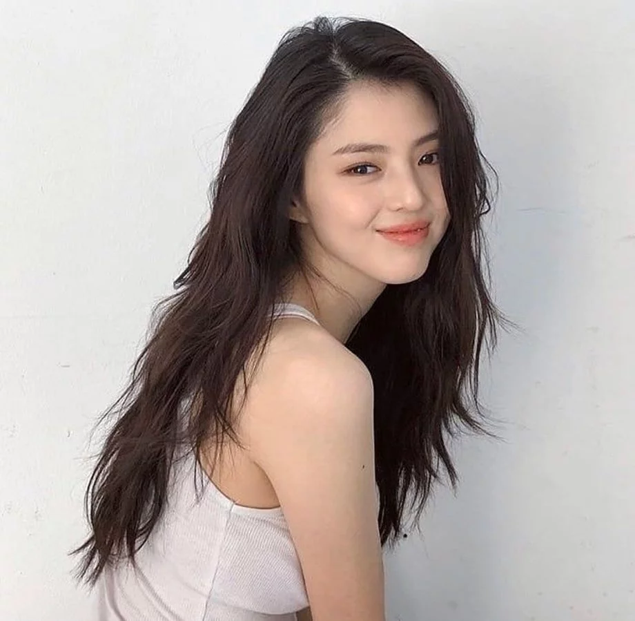 Meski dibenci dalam film, 10 Pesona Cantik Han So Hee Ini Mampu Memikat Hati