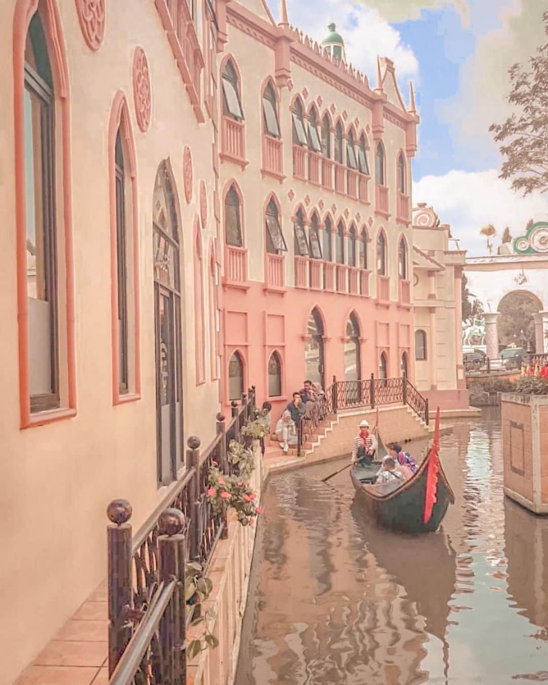 Little Venice, Wisata Kekinian Ala Kota Venisia Itali di Cianjur