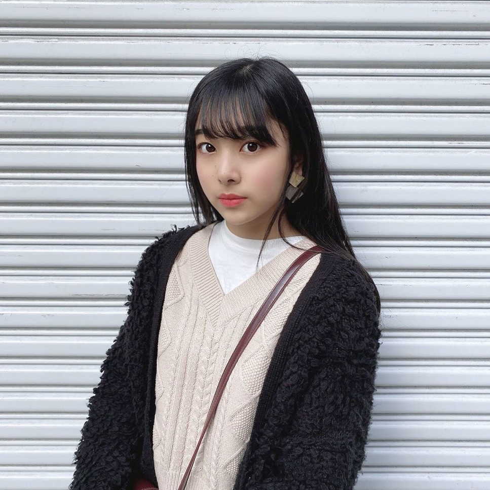 10 Potret Momoka Kurita, Cewek Manis Jadi Umbrella Girl Termuda Dunia