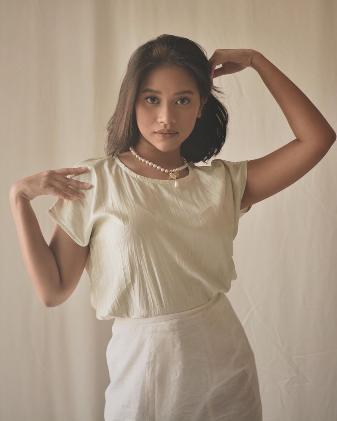 10 Pesona Siti Adira Kania, Putri Cantik Ikke Nurjanah yang Punya Suara Merdu