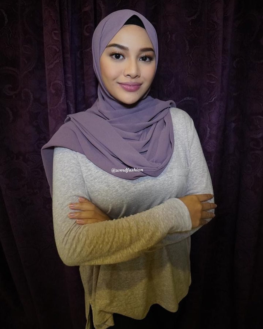 8 Potret Aurel Hermansyah Kenakan Hijab, Cantiknya Bikin Adem