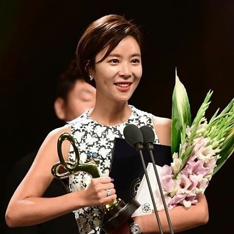 Hwang Jung Eum