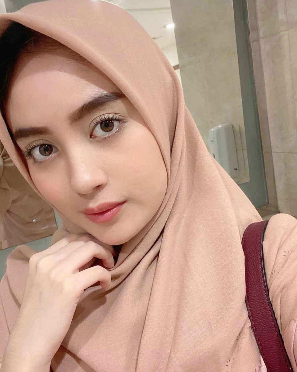 Bikin Pangling, 10 Potret Nabilah Eks JKT48 Pakai Hijab Jadi Tambah Manis Banget