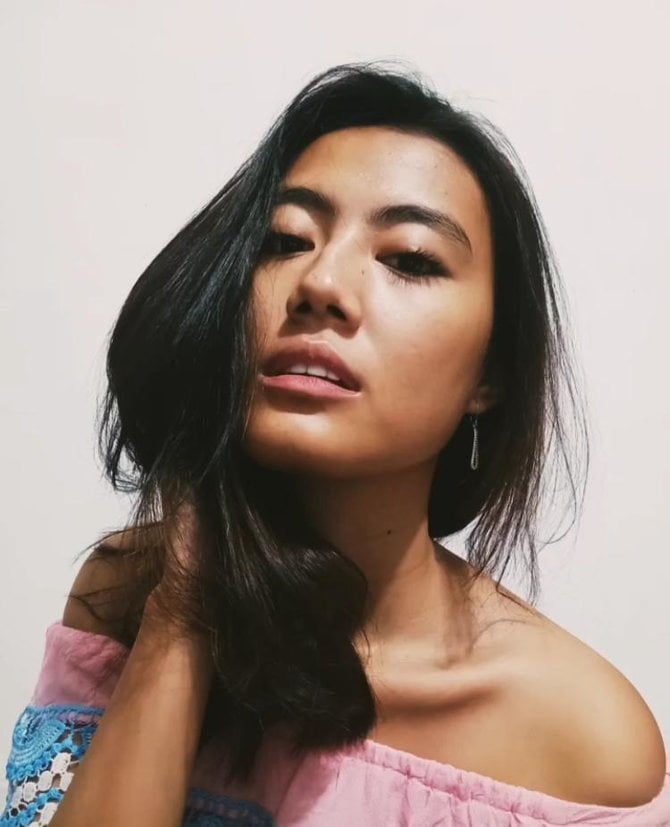 Viral, 10 Potret Resta Adikatia Artis Tiktok yang Mirip Agnez Mo