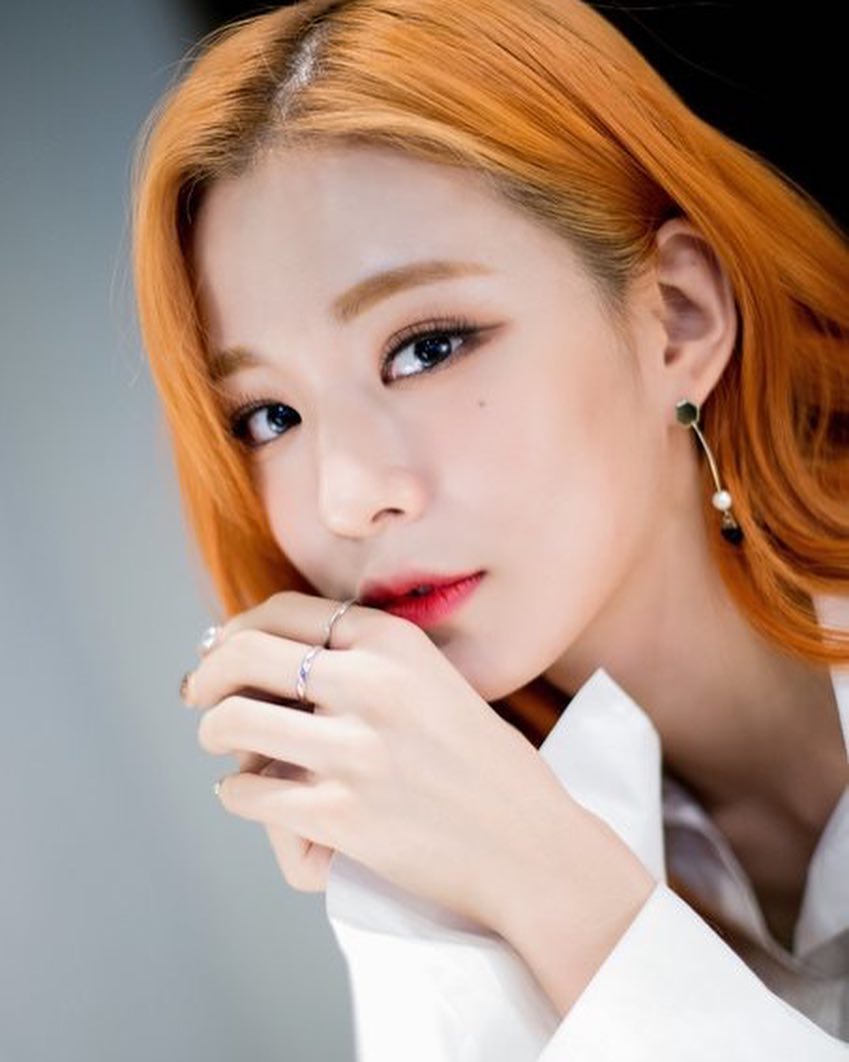 Chaeyoung Fromis 9