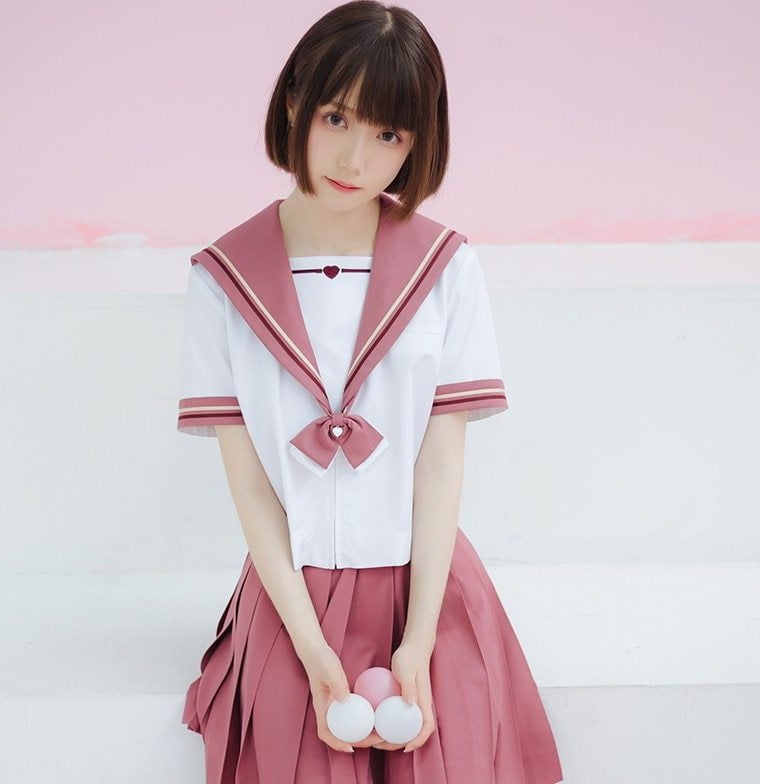 Berbagai jenis seragam sekolah siswi di Jepang