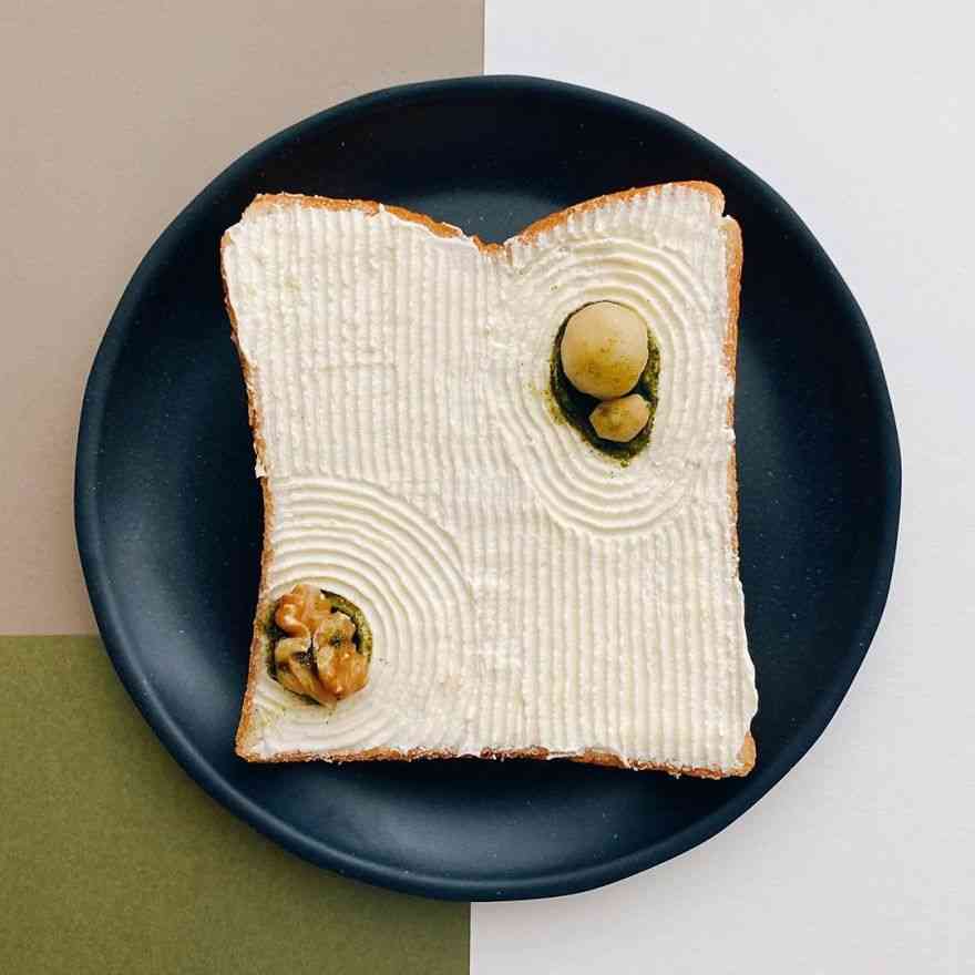 10 Desain Kreatif Roti Panggang Anti Mainstream