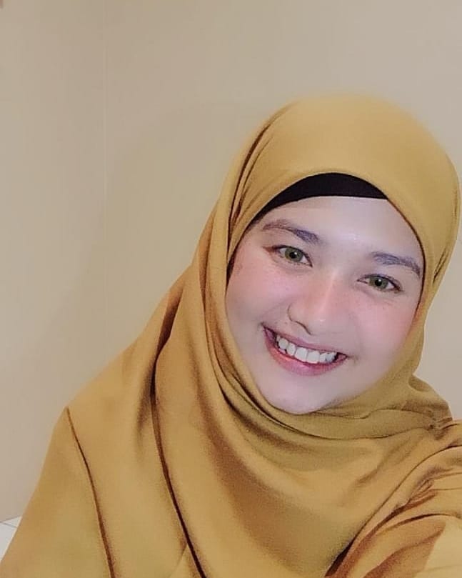 Cantik Berhijab, 10 Potret Hamimi Daulay Kakak Syakir Daulay yang Inspiratif Banget