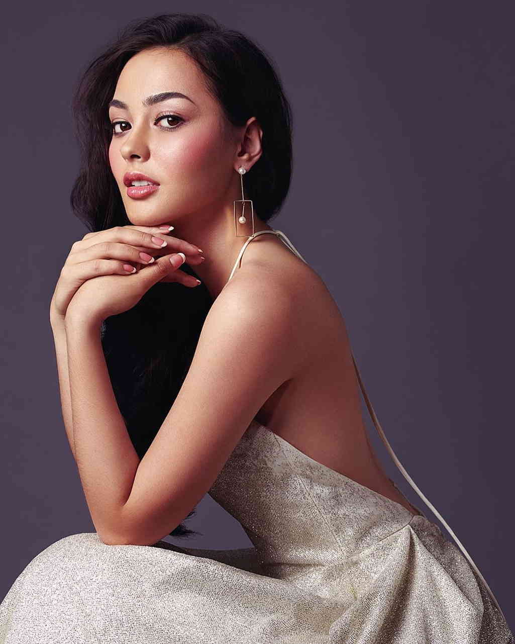 10 Penampilan Memukau Jolene Marie, Putri Indonesia Lingkungan 2019 yang Masuk Daftar Wanita Tercantik di Dunia
