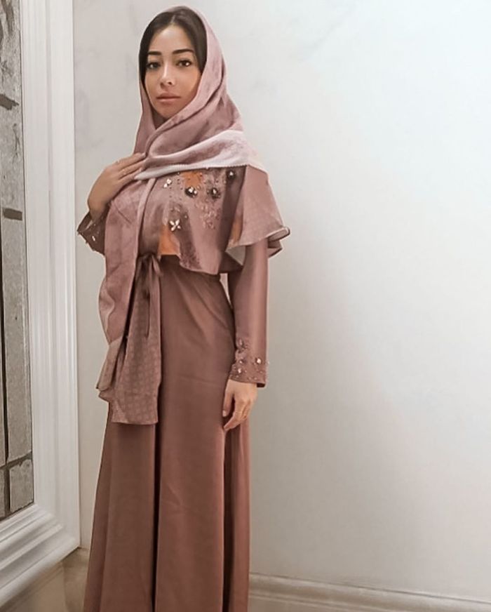 Pelan-Pelan Berhijrah, 10 potret Nikita Willy Kenakan Hijab Bikin Hati Adem