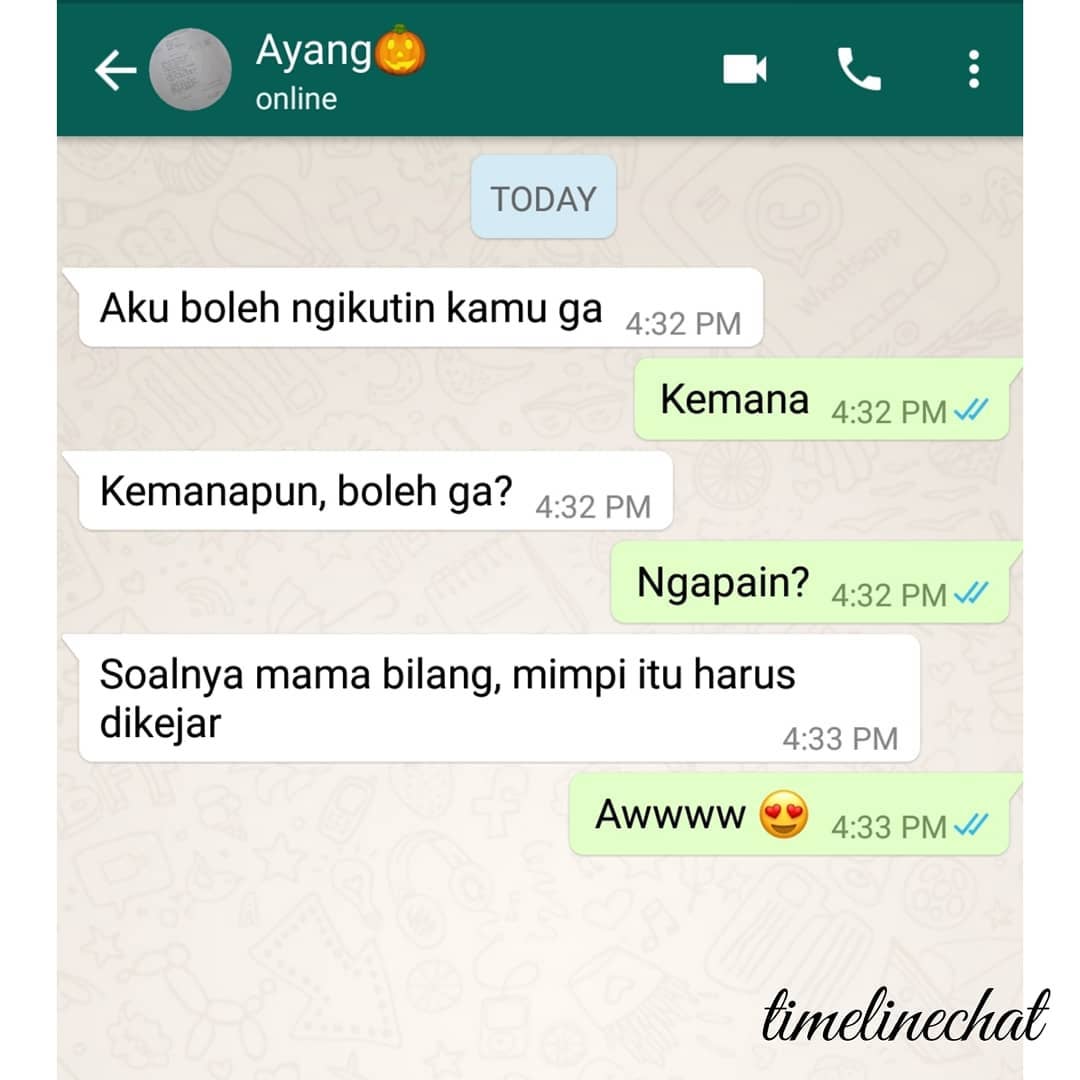 10 Chat Gombal Ini Dijamin Bikin Gebetan Auto Baper Dailysia