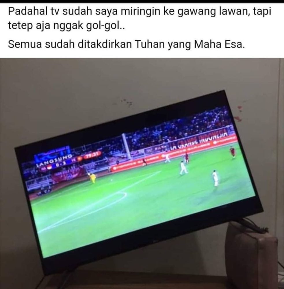 Absurd! 10 Status FB Lucu yang Bikin Ngakak Warganet | Dailysia