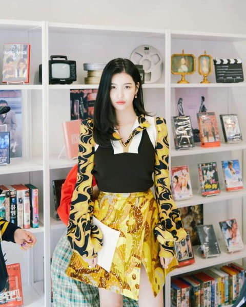 8 Tren Fesyen Idol K-Pop Saat Musim Panas