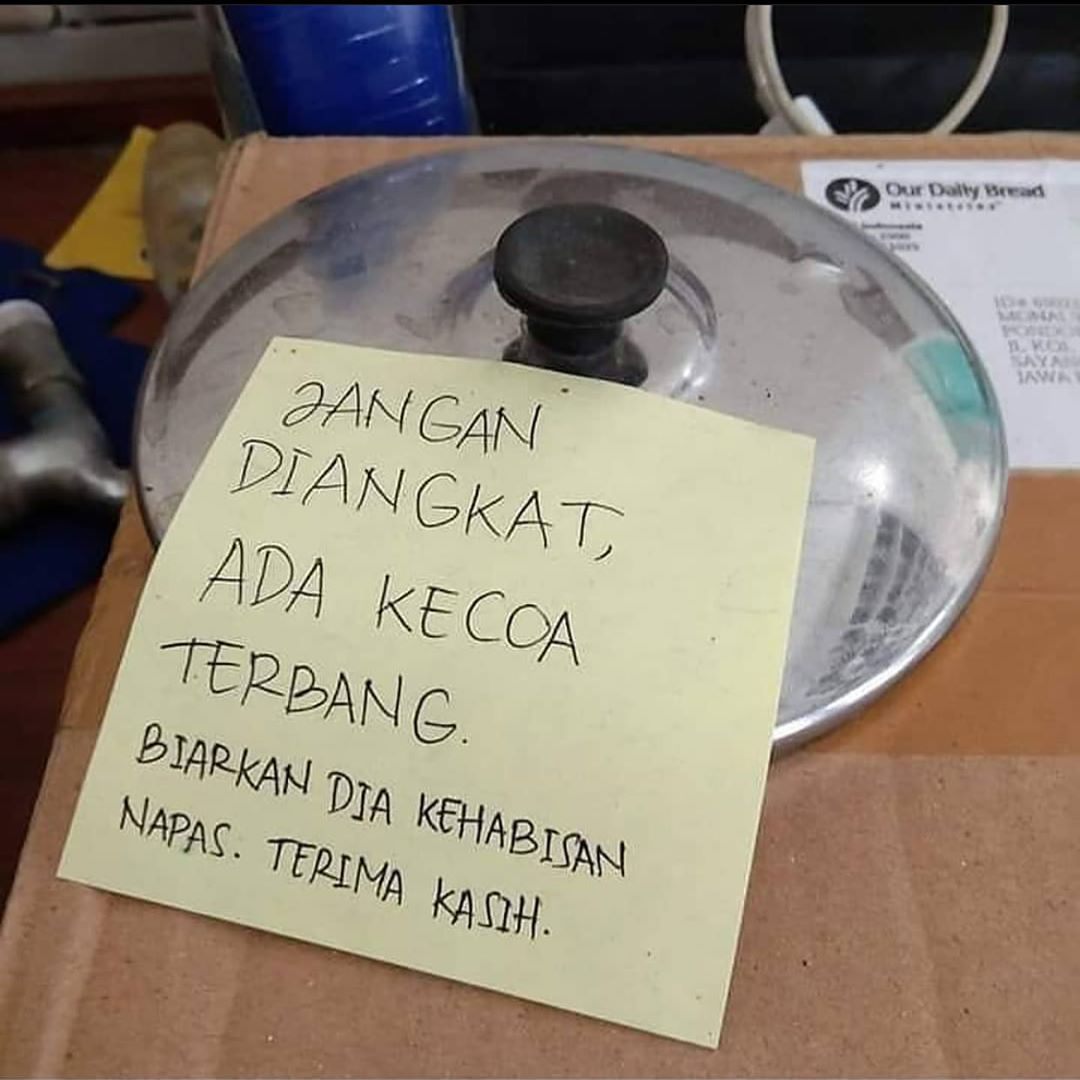 10 Potret Kata kata  di Tempat Umum yang Bisa Bikin Kamu Baper