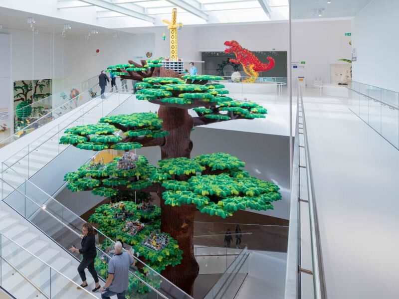 10 Potret Markas LEGO di Denmark, Toy Paradise