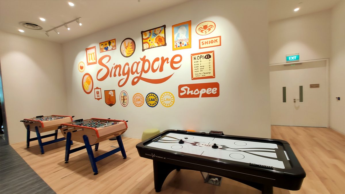 10 Potret Kantor Shoppe di Singapura, Cerah dengan Warna Oranye