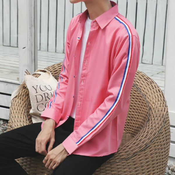 Tampil Beda dan Gak Norak, 10 Potret Outfit Warna Pink untuk Cowok