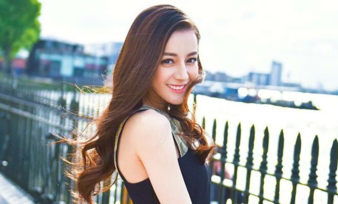 Dilraba Dilmurat - Biodata, Profil, Fakta & Perjalanan Karir