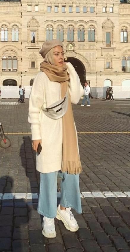 Tampil Menawan dengan 10 Gaya Hijab Dipadukan dengan Topi Baret
