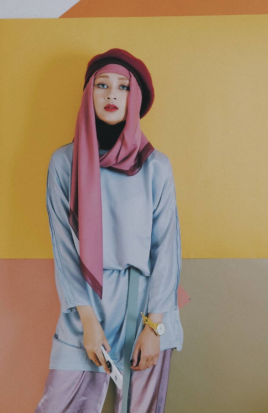 Tampil Memukau dengan 10 Gaya Hijab 