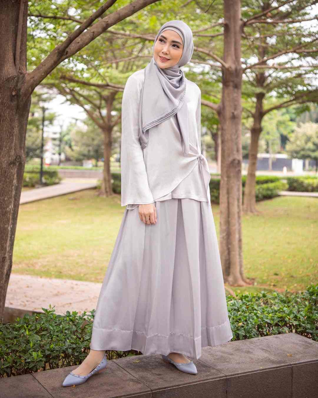 Makin Feminim 10 Inspirasi OOTD Hijab Warna  Pastel Dailysia