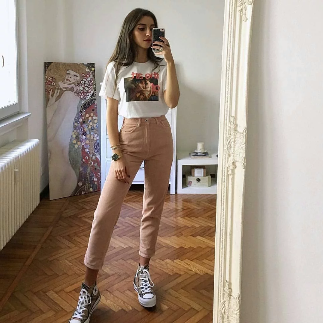 Bak Unnie Drakor, 10 OOTD Celana Kream Ala Korea yang Mudah Ditiru