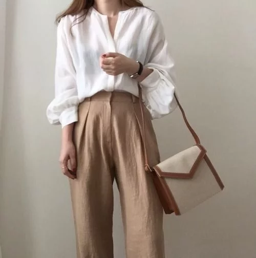 Bak Unnie Drakor, 10 OOTD Celana Kream Ala Korea yang Mudah Ditiru