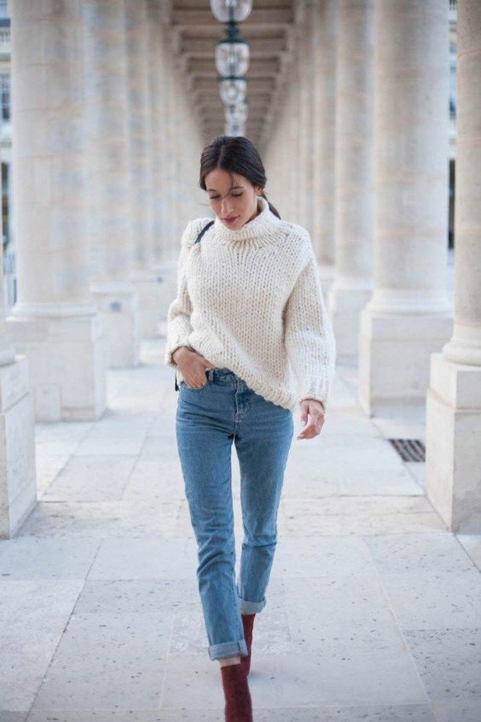 Stylish, 10 Ide Berpakaian dengan Sweater untuk Anak Perempuan yang Cocok untuk Musim Dingin