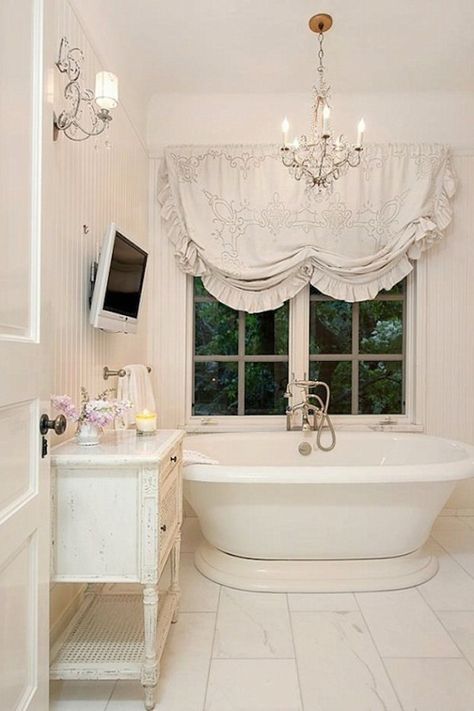 Bikin betah di kamar mandi, 10 Ide Dekorasi Shabby Chic untuk Kamar Mandi